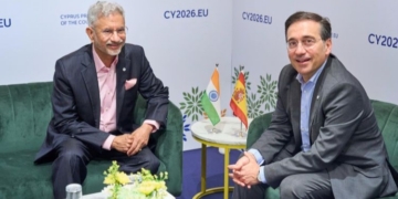 Albares discusses the Hormuz situation and the EU-India agenda with his Indian counterpart
