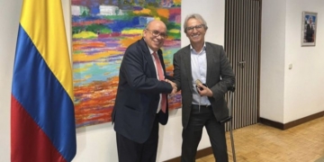 The Colombian Embassy offers 150 study grants to Colombians residing in Spain