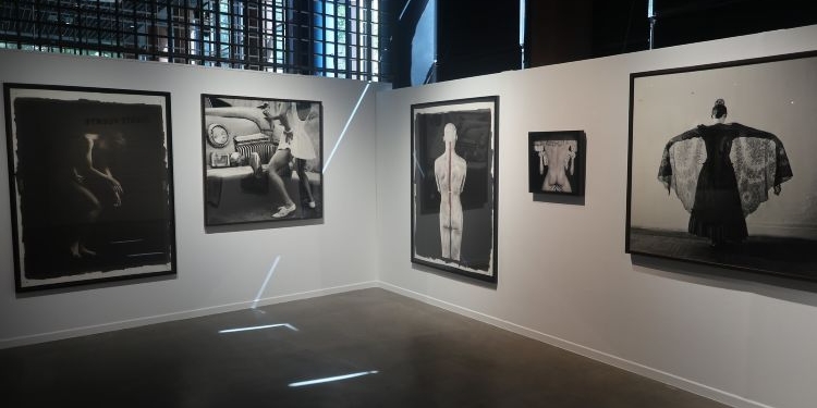 Isabel Muñoz’s “Fuerte Fuerte” (“Strong Strong”) exhibition at the Institut français