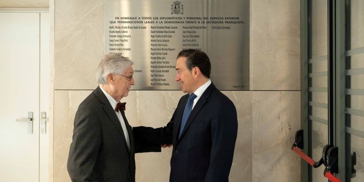 Foreign Ministry remembers diplomats who remained loyal to the Republic during the Civil War