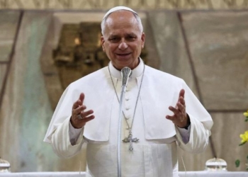 Retrato del Papa León XIV durante un evento en el Vaticano