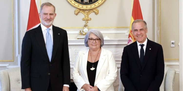 King Felipe VI meets with the Governor General and Prime Minister of Canada on his first trip to the North American country