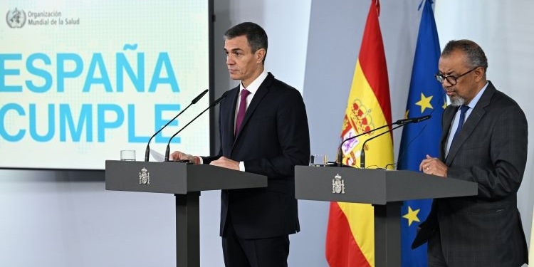 Sánchez asserts that Spain had the “legal responsibility,” under international law, to receive the MV Hondius