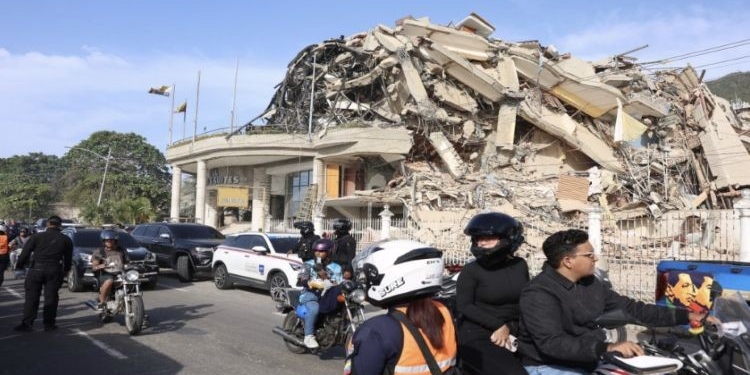 Four Spaniards have died, 99 remain missing, and four have been located under the rubble in Venezuela