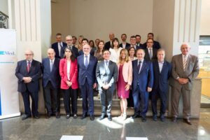 Reunión del Alto Patronato del IEMed en Barcelona con José Manuel Albares
