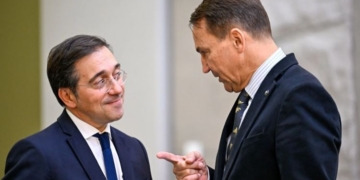 Albares and Sikorski advocate for enhanced cooperation so that progress doesn’t depend on “the consensus of the 27”