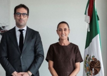 Carlos Cuerpo y Claudia Sheinbaum durante una reunión oficial en México