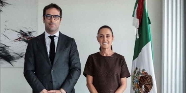 Carlos Cuerpo y Claudia Sheinbaum durante una reunión oficial en México