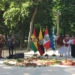 Celebración del Inti Raymi en el Parque del Retiro con danzantes y banderas