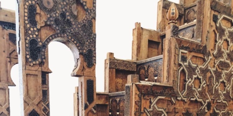 Detalle del minbar de la mezquita Kutubiyya en Marrakech