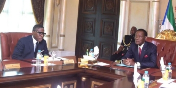 Teodoro Obiang y Teodorín en reunión gubernamental en Guinea Ecuatorial