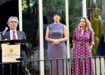 El embajador Eduardo Ávila en su despedida en la Embajada de Colombia en España