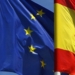 Banderas de la Unión Europea y España ondeando al viento