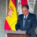 El embajador de Egipto en España durante un discurso en la recepción del Día Nacional