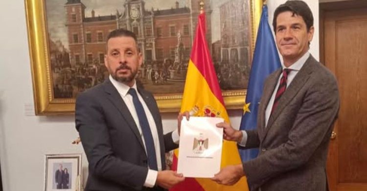 Fadi Elhusseini presenta sus cartas credenciales en España