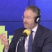 Embajador de Suecia hablando sobre la campaña en España