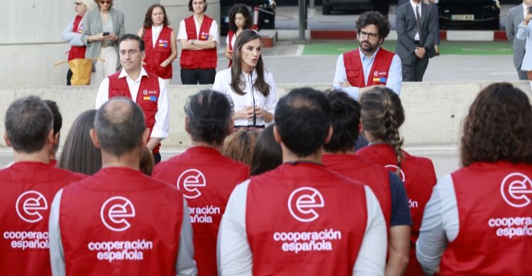 A START team of 44 volunteer professionals departs Madrid to help in Venezuela
