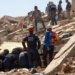 Rescatistas trabajando entre escombros tras un terremoto en Venezuela