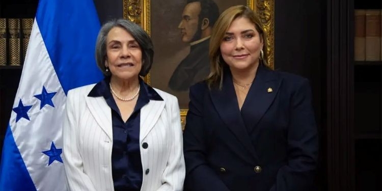 Ana Paola Hall takes office as Honduran ambassador to Spain