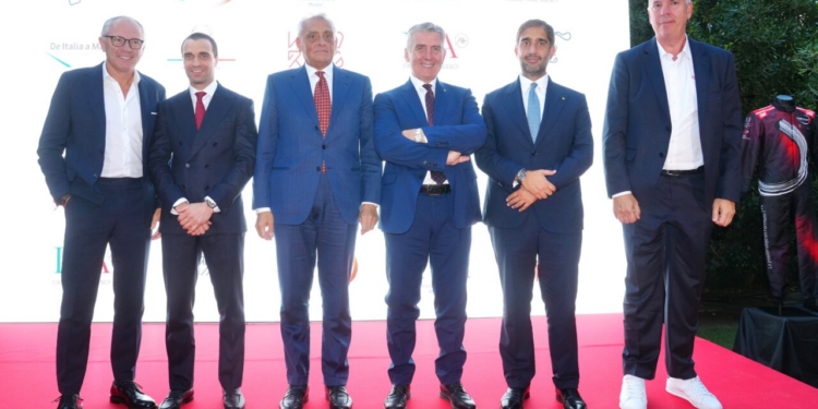 Representantes de la Fórmula 1 en un evento en Madrid