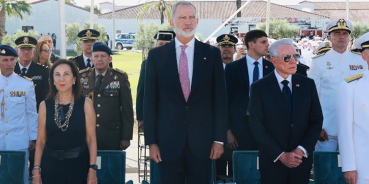King Felipe VI presides over 25th anniversary of 9/11 commemoration in Rota, alongside Robles and the US ambassador